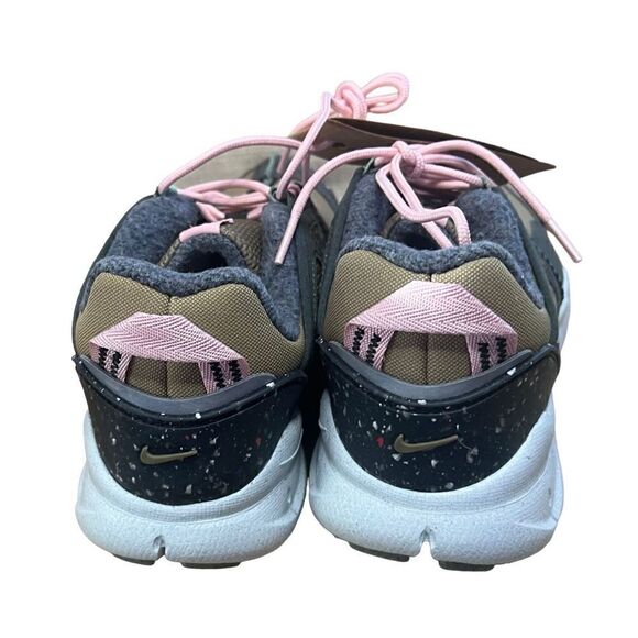 Nike Green & Pink Free Terra Vista Sneakers NWOB Size 9 - Picture 8 of 10